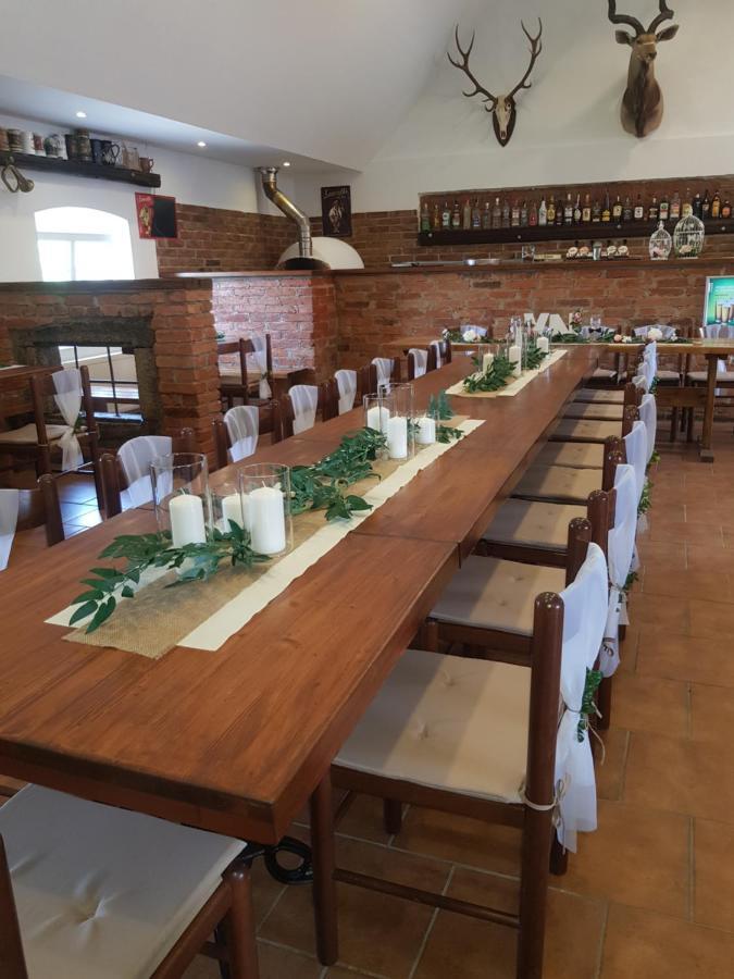 Penzion na statku Březová Brezova  Esterno foto