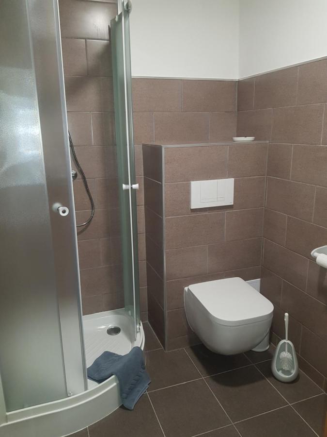 Penzion na statku Březová Brezova  Esterno foto